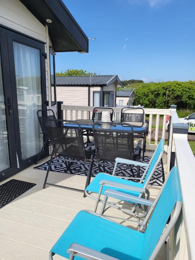 Luxury Woodland Retreat Holiday Home - Shorefield Country Park Downton  المظهر الخارجي الصورة